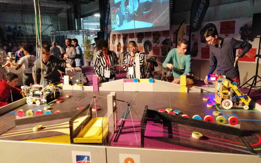 VICTOIRE AU TOURNOI DÉPARTEMENTAL DES TROPHÉES DE ROBOTIQUE